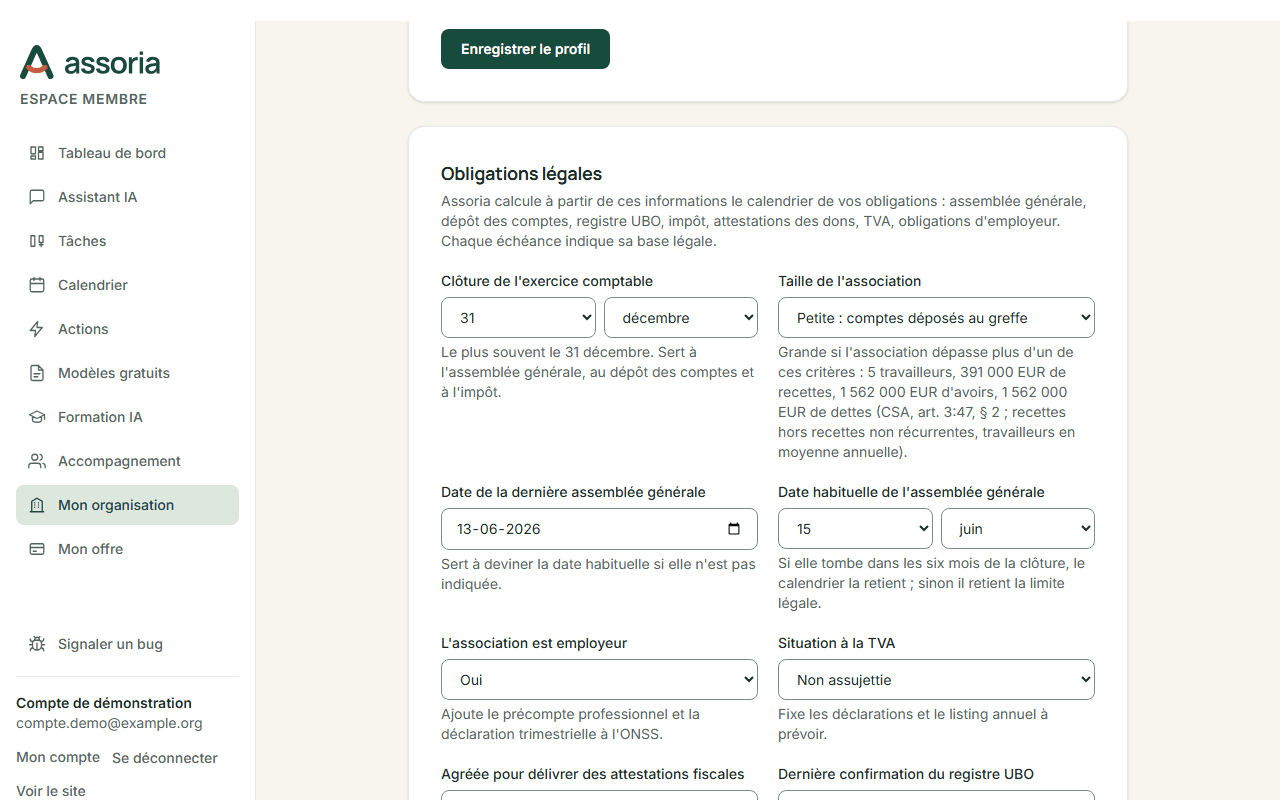 Section « Obligations légales » de Mon organisation : clôture de l'exercice au 31 décembre, petite association, date habituelle de l'assemblée générale en juin, employeur, non assujettie à la TVA.